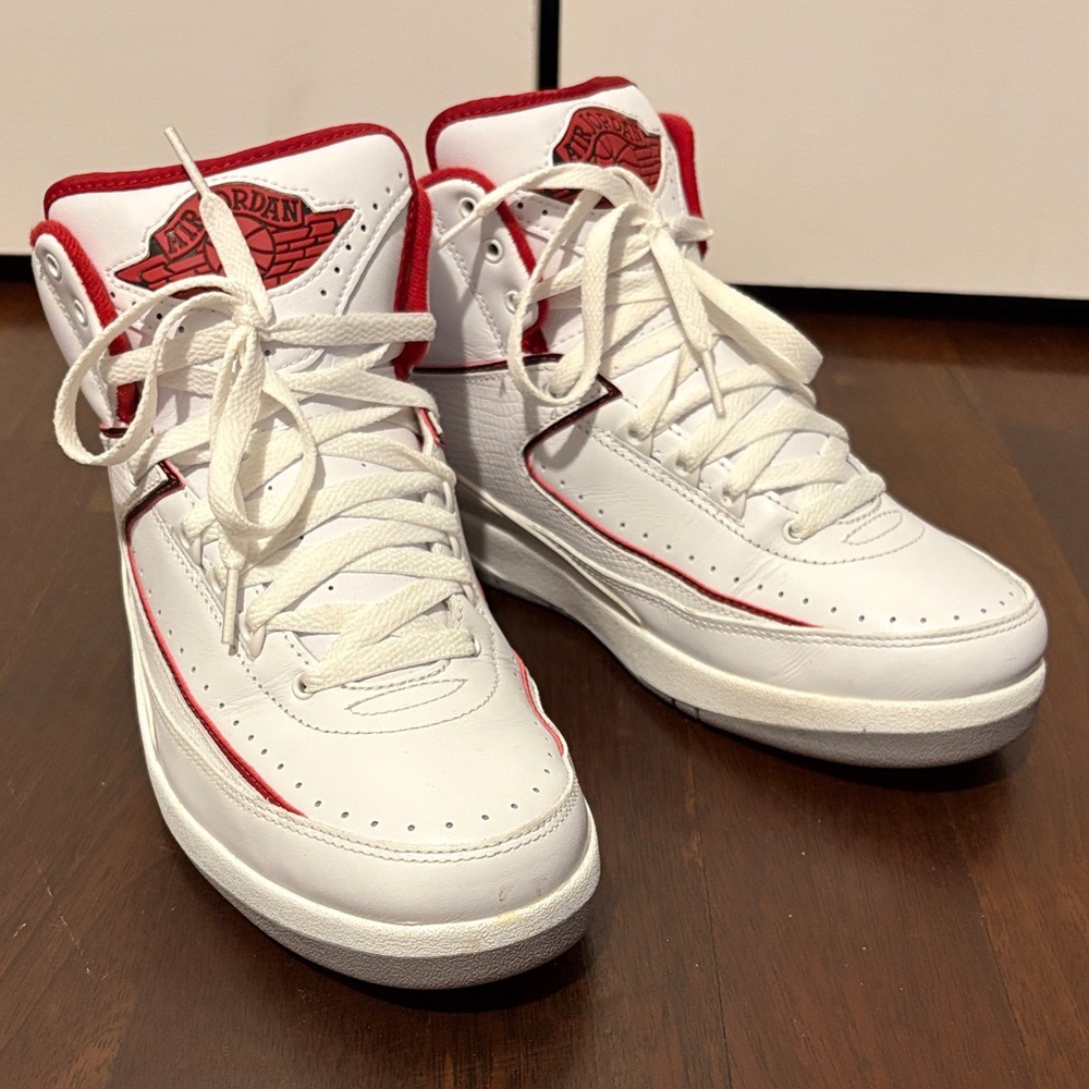 Air Jordan 2 Chicago home - Picture 1 of 4